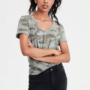 American Eagle Camo top